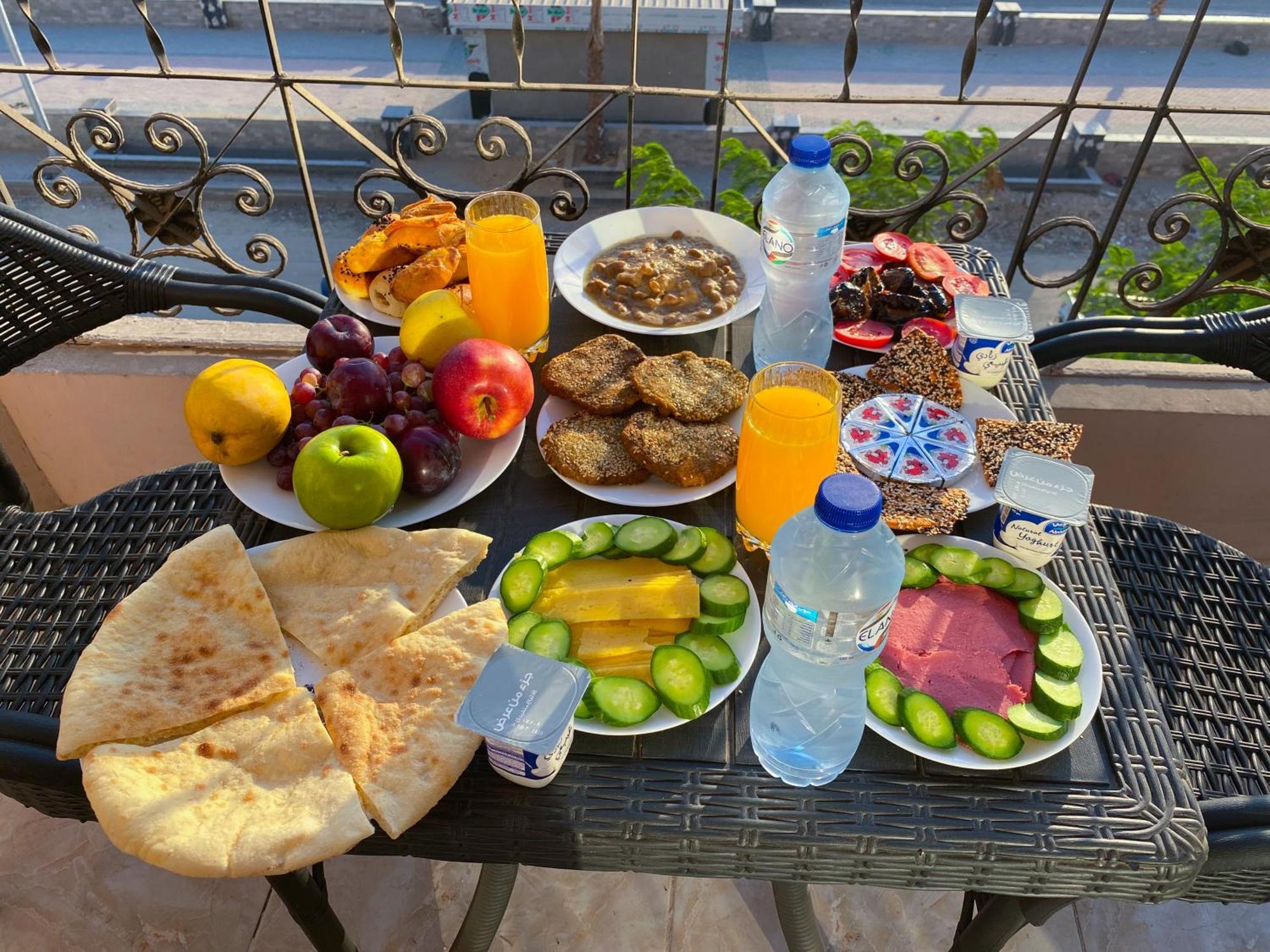 Young Pharaoh View Inn القاهرة المظهر الخارجي الصورة