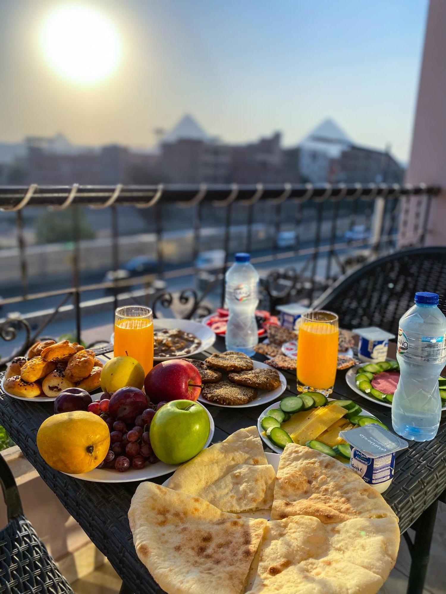 Young Pharaoh View Inn القاهرة المظهر الخارجي الصورة