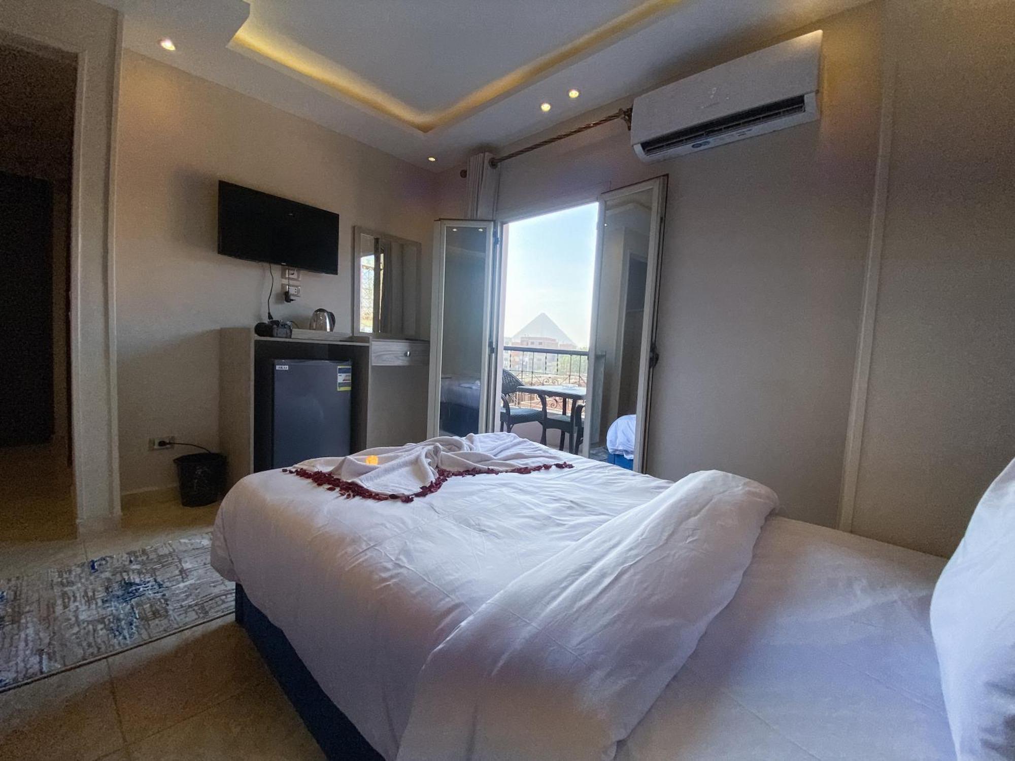 Young Pharaoh View Inn القاهرة المظهر الخارجي الصورة